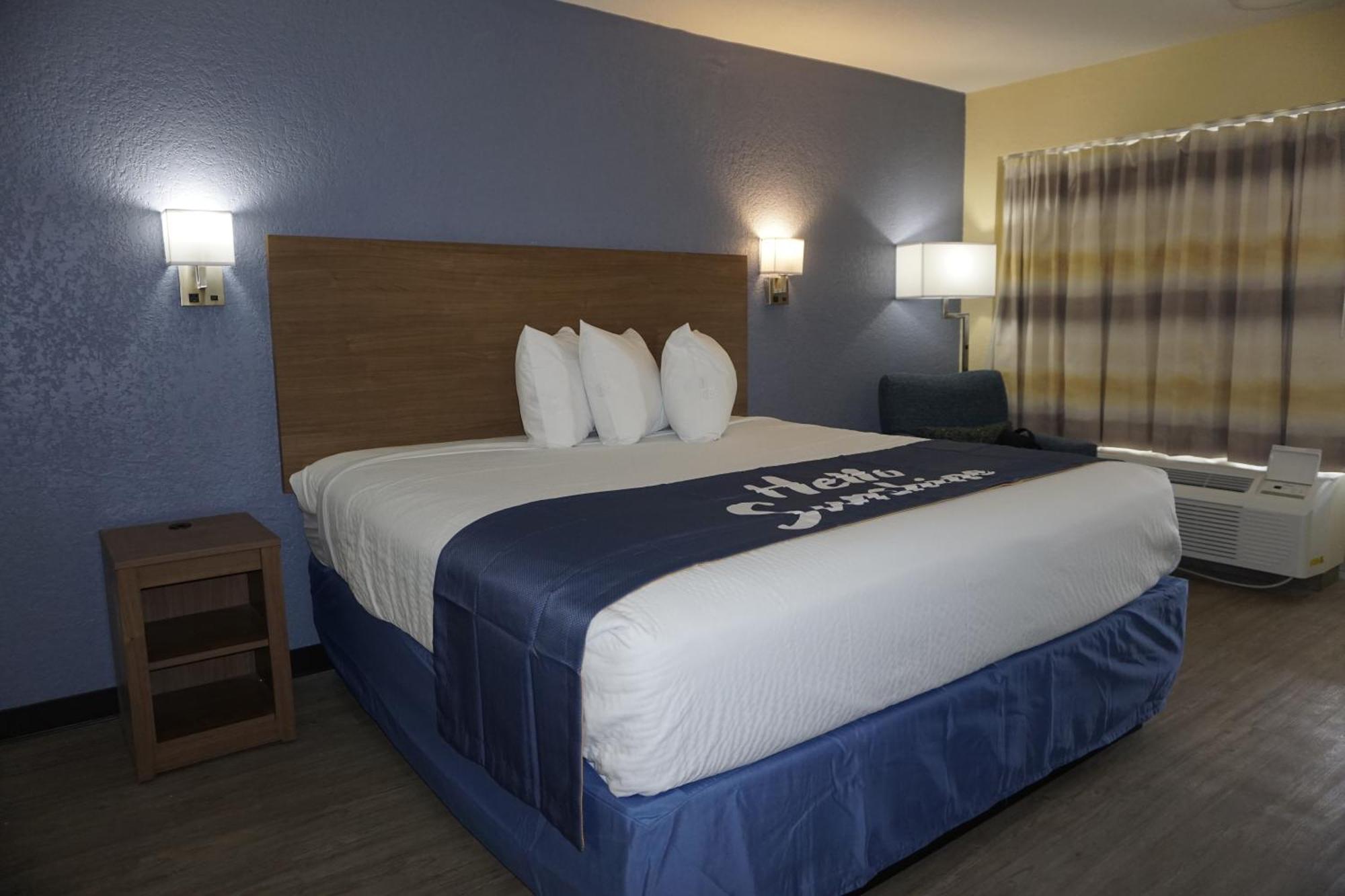Days Inn By Wyndham Apopka/Orlando Экстерьер фото